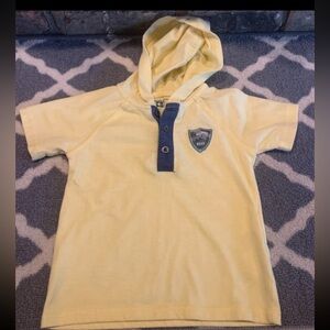 Boys 2t yellow hooded shirt
